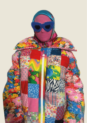 Doudoune colorée et oversize qui mélange motifs et couleurs pour un look unique et audacieux